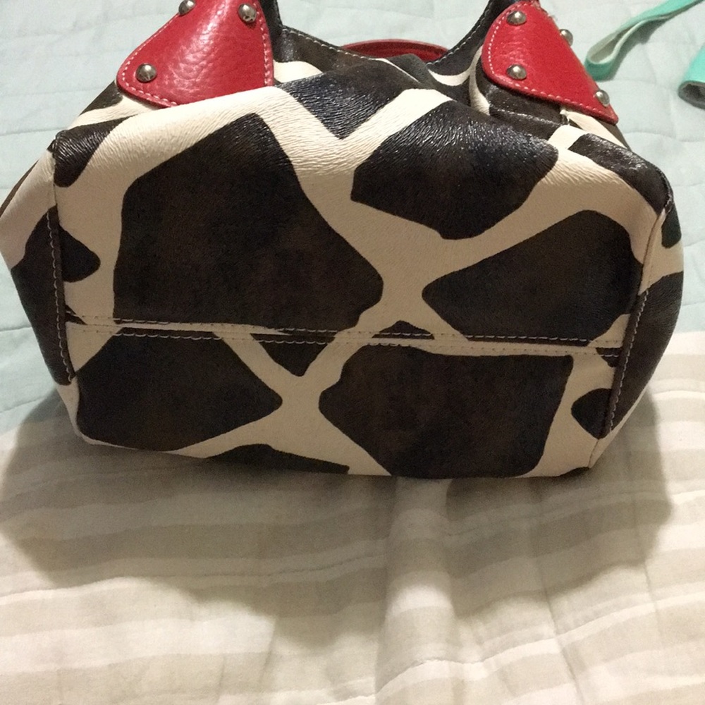 Purse - Picture 2 of 3